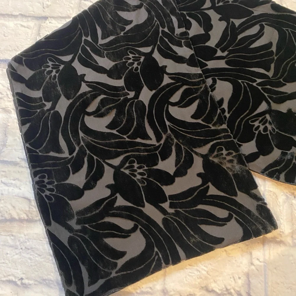 Unbranded Elegant Black Burnished Velvet Floral Scarf with Fringe Rayon & Silk